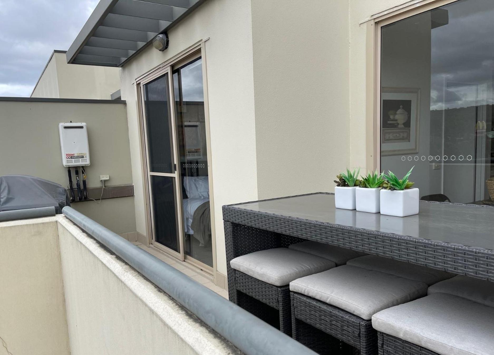 Apartament Qbn Cracker: 2Br, 2Ba, 2 Secure B/ Ment Car Parks Queanbeyan Zewnętrze zdjęcie